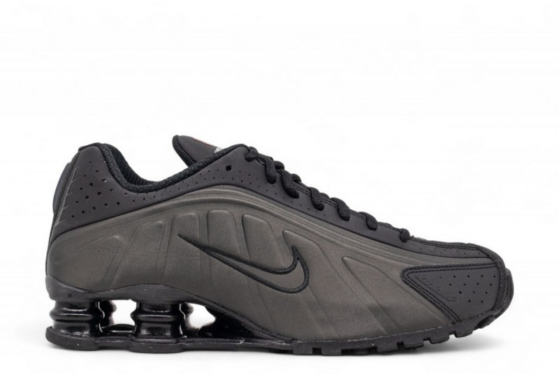 NIKE SNEAKER Shox R4