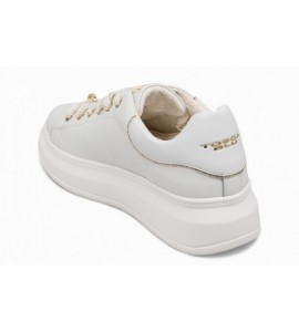 TOSCA BLU Sneaker Chic con pendagli cuore SF2501S013