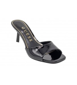 GUESS Sandali in vernice Carisse FLPCAIPAF03
