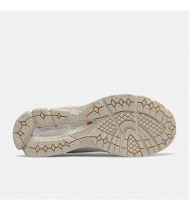 NEW BALANCE UOMO 2002R Protection Pack SEA SALT con NB WHITE