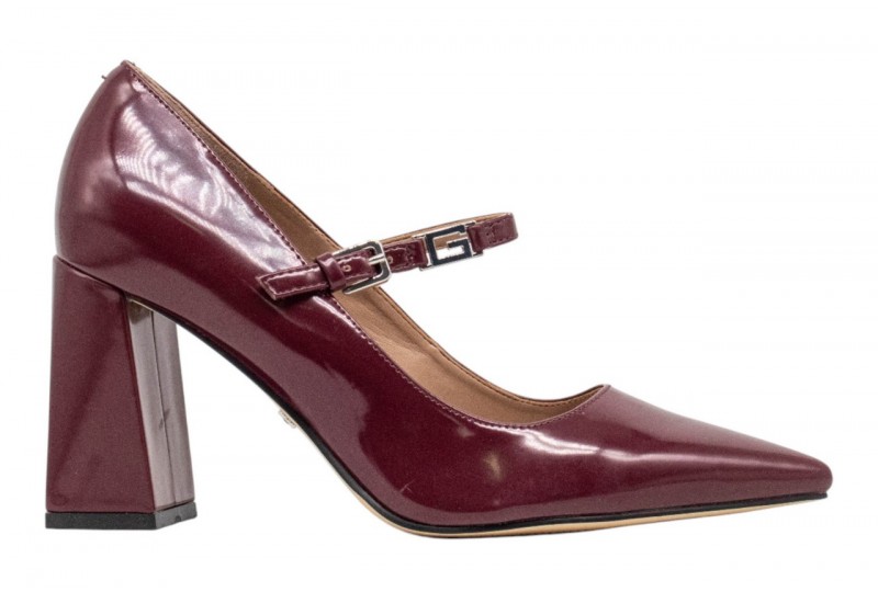 GUESS Scarpe court Barrial...