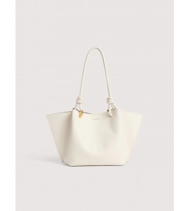 Coccinelle Finn medium E1U07110201 N17 PEARL