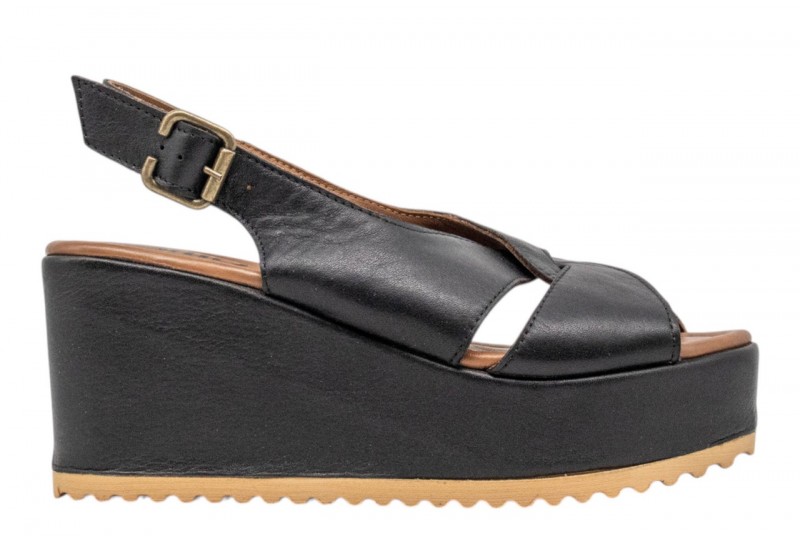 BUENO sandalo con zeppa...