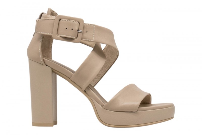 NERO GIARDINI sandalo donna...