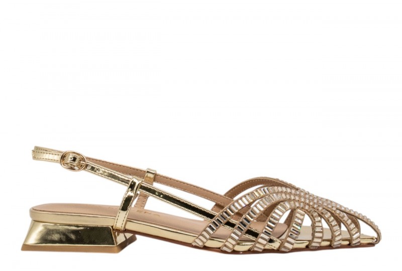 ALMA EN PENA ballerina...