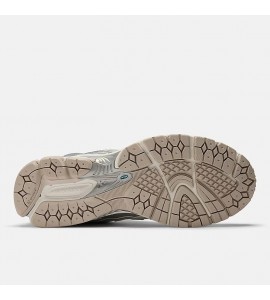 NEW BALANCE UOMO M1906REE SILVER
