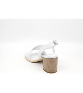 NERO GIARDINI SANDALO IN PELLE E410440D bianco