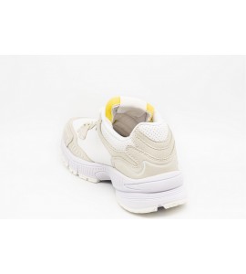 ARMANI EXCHANGE SNEAKERS CHUNKY CON LOGO SUL FIANCO E DETTAGLI A CONTRASTO