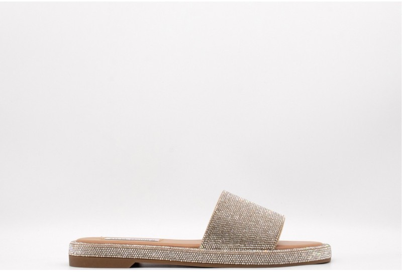 STEVE MADDEN Achieve