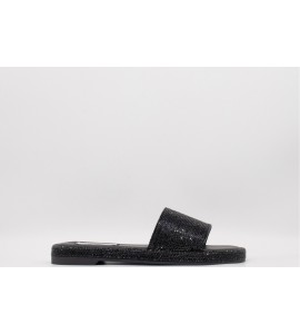 STEVE MADDEN Achieve
