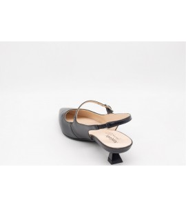 NERO GIARDINI SLINGBACK IN PELLE