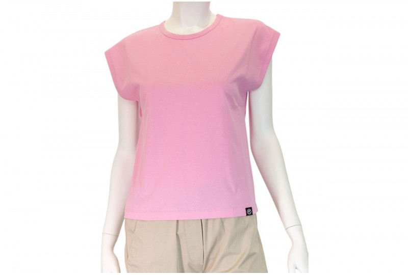REIGN TSHIRT OLLY LABEL