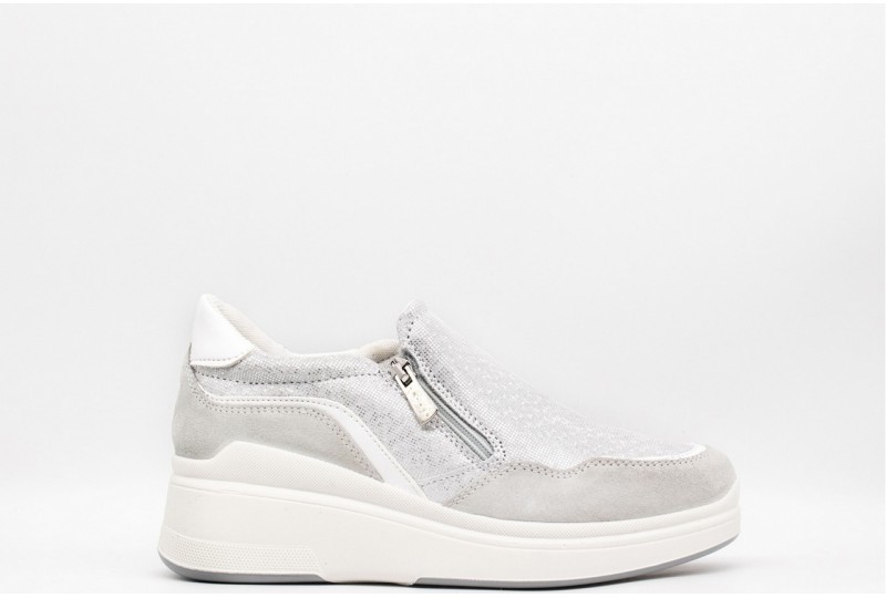IGI &amp  CO Sneakers con...