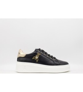 PATRIZIA PEPE Sneakers low cut