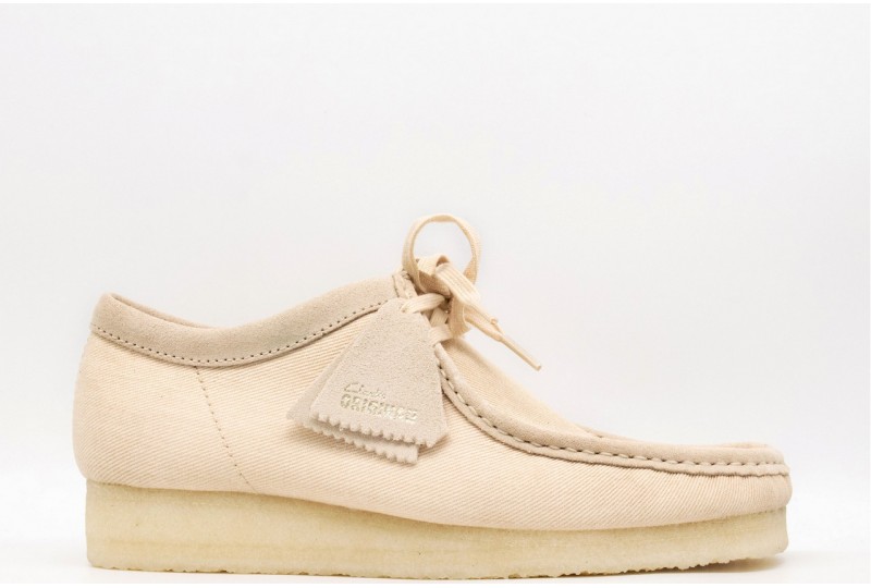 CLARKS WALLABEE CANVAS