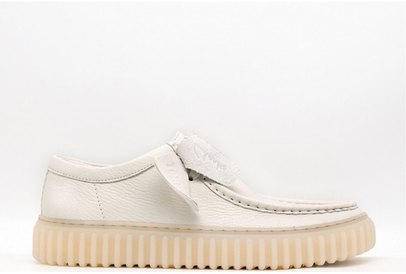 CLARKS TORHILL LO LEATHER