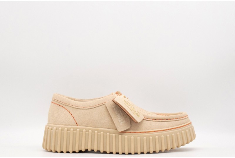 CLARKS TORHILL BEE SUEDE