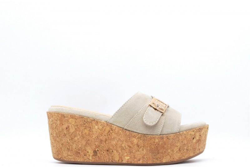 SCHOLL SANDALO CON ZEPPA...