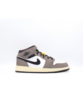 NIKE Air Jordan 1 Mid SE