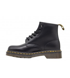 DR. MARTENS ANFIBIO 101 in pelle Smooth con cuciture gialle 26230001