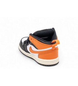 NIKE AIR JORDAN 1 MID