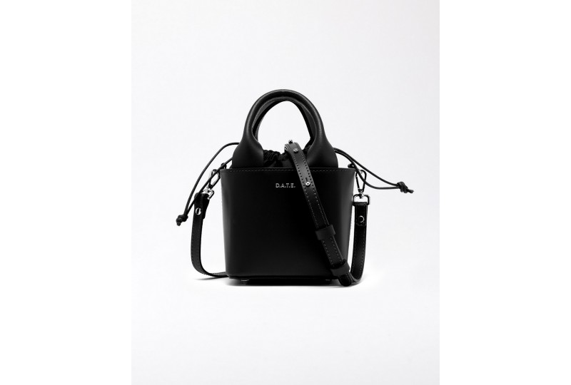 DATE CUBO BAG LEATHER BLACK