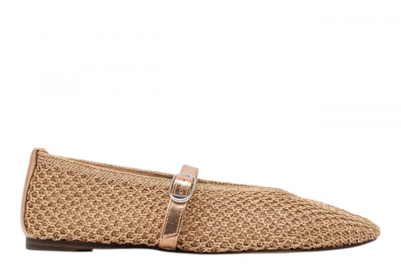 STEVE MADDEN ballerina...