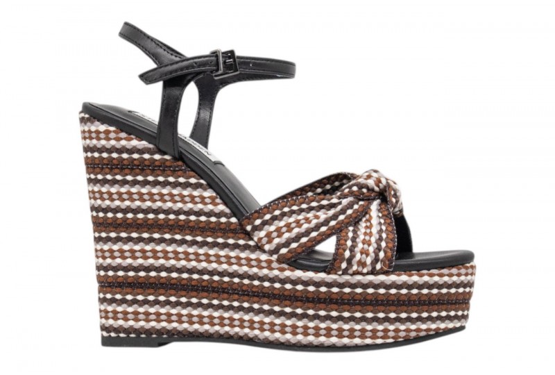 STEVE MADDEN SANDALO CON...