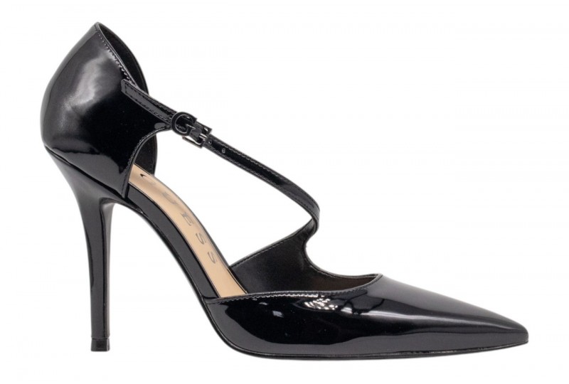 GUESS decollete...