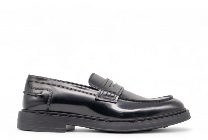 DOUCAL'S Mocassino in pelle...