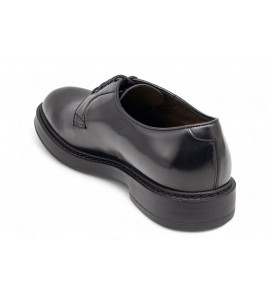 DOUCAL'S Stringata in pelle nera