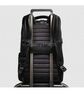 PIQUADRO Zaino uomo porta pc 15,6" personalizzabile CA6797W136 NERO