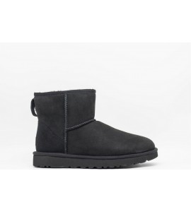 UGG Classic Mini II Stivali