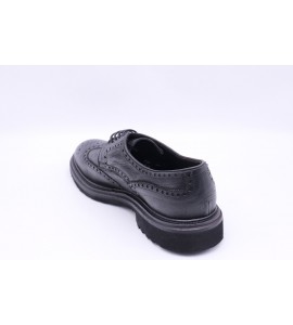 MIGLIORE Stringata in pelle di colore nero