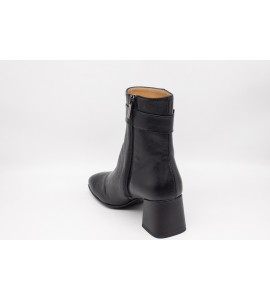 DONNA SOFT Tronchetti in pelle nera