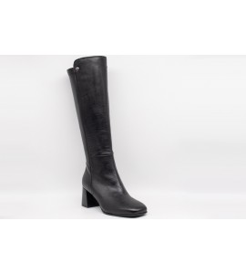 DONNA SOFT Stivale in pelle nera