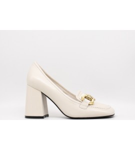 TOSCA BLU MOCASSINO “BRENDA” COLOR LATTE IN NAPPA CON TACCO MEDIO
