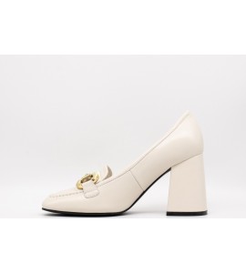 TOSCA BLU MOCASSINO “BRENDA” COLOR LATTE IN NAPPA CON TACCO MEDIO