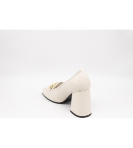 TOSCA BLU MOCASSINO “BRENDA” COLOR LATTE IN NAPPA CON TACCO MEDIO