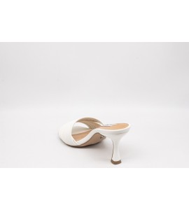 STEVE MADDEN LUVVY