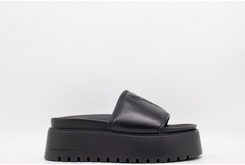 WINDSOR SMITH Sandalo Treats