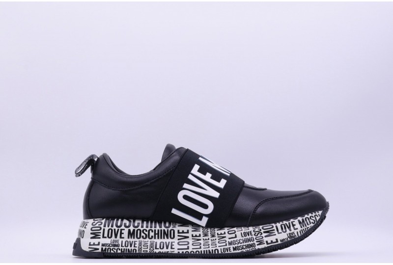 LOVE MOSCHINO Sneakers in...