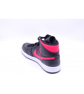 NIKE AIR JORDAN 1 MID Sneakers