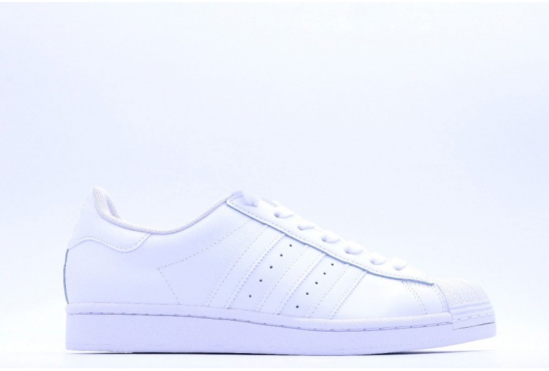 ADIDAS SUPERSTAR Sneakers...