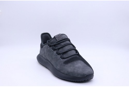 ADIDAS TUBULAR SHADOW CARBON/CARBON عسل مانوكا صيدلية النهدي ADIDAS TUBULAR SHADOW CARBON/CARBON عسل مانوكا صيدلية النهدي
