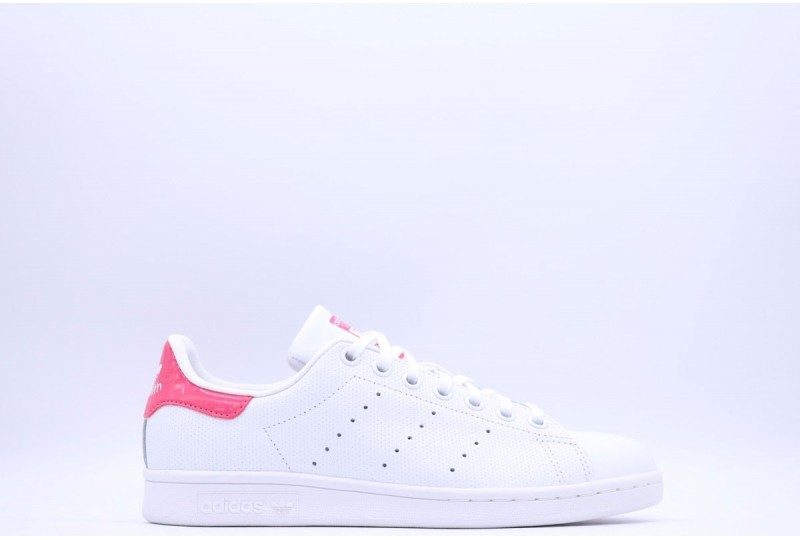 ADIDAS STAN SMITH Sneakers...