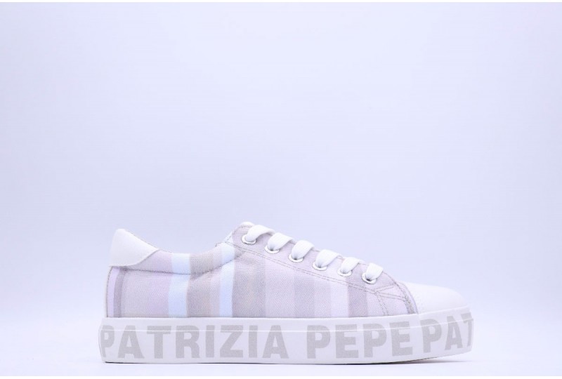 PATRIZIA PEPE Sneakers in...