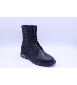 CULT anfibi donna