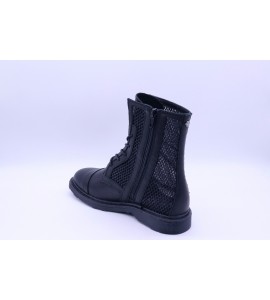 CULT anfibi donna