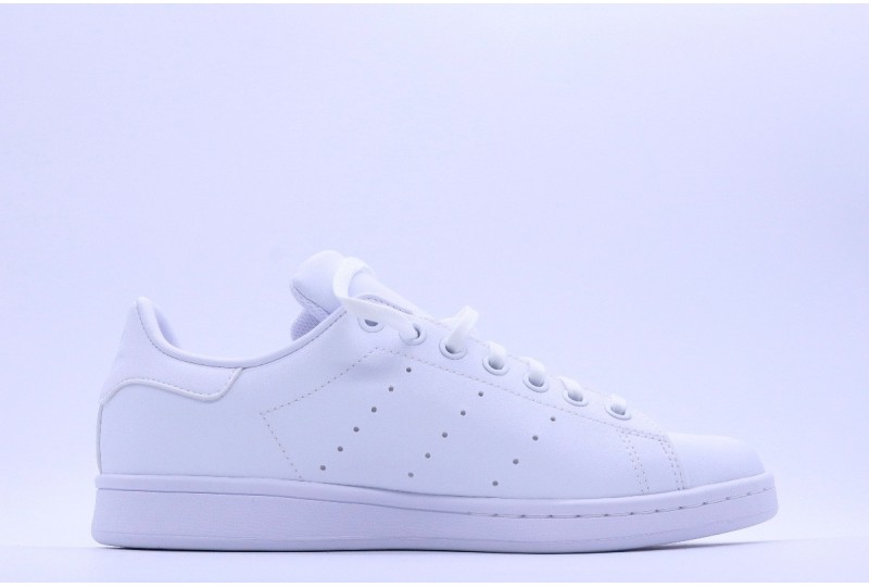 ADIDAS Scarpe Stan smith